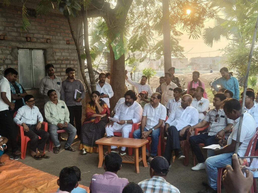 सांसद विजय हांसदा का महेशपुर दौरा, ग्रामीणों से संवाद और योजनाओं का शिलान्यास
