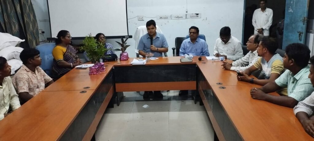 जिला कृषि भवन में उत्कृष्ट किसानों के साथ उपायुक्त का संवाद, प्रशिक्षण का मैदानी उपयोग सुनिश्चित करने पर जोर