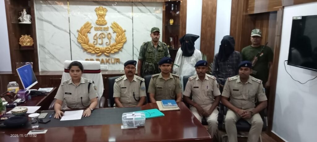 किस्मत लखनपुर हत्याकांड का पुलिस ने किया खुलासा — दो अपराधकर्मी गिरफ्तार, पिस्तौल और गोलियां बरामद