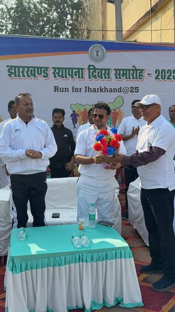 “रन फॉर झारखंड” में उमड़ा उत्साह: उपायुक्त हेमंत सती व एसपी अमित कुमार सिंह ने दी हरी झंडी, साहेबगंज ने दिखाया एकता व ऊर्जा का उदाहरण